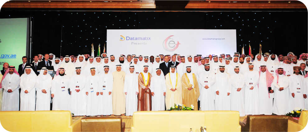 Celebrating dignitaries on stage